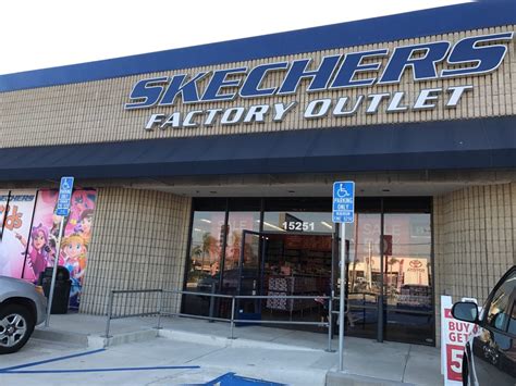 skechers clearance outlet near me